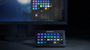 Stream Deck XL - Lifestyle