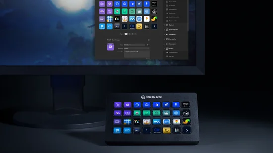 Stream Deck XL - Lifestyle